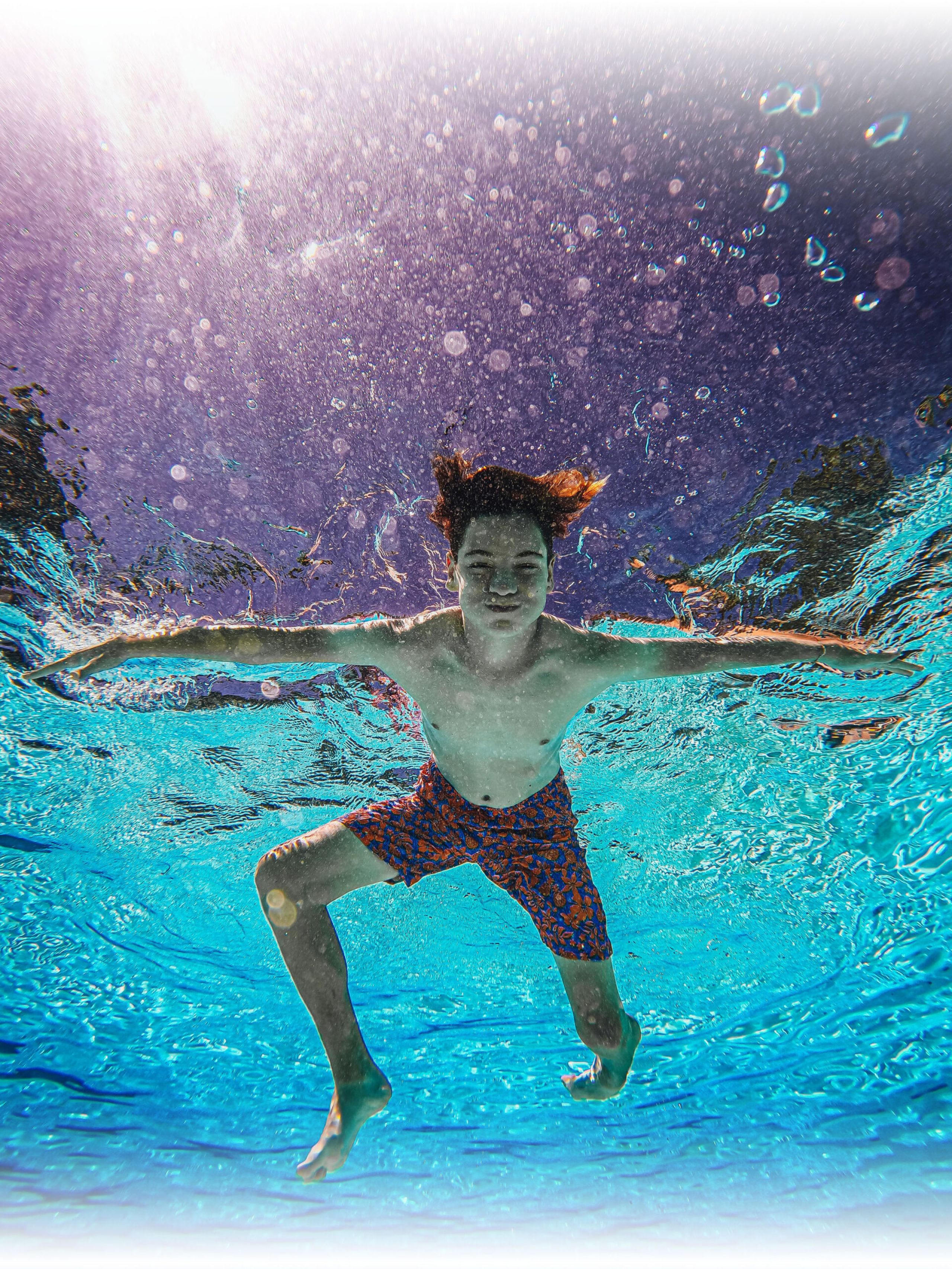 Kid Under Water - Orono Swim Lessons